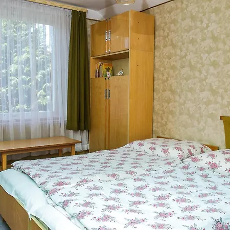 Familia Nyaralo 125 Tatil Evi Balatonberény