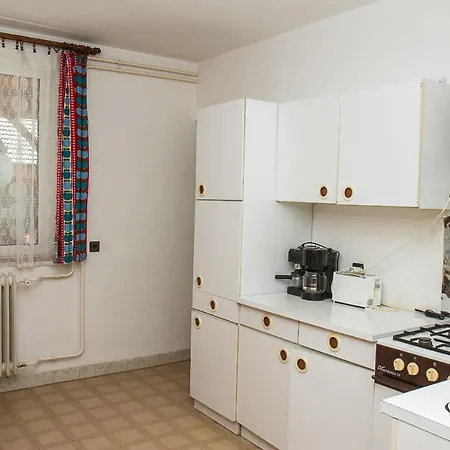 Familia Nyaralo 125 Tatil Evi Balatonberény