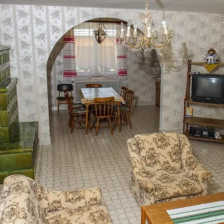 Familia Nyaralo 125 Tatil Evi *