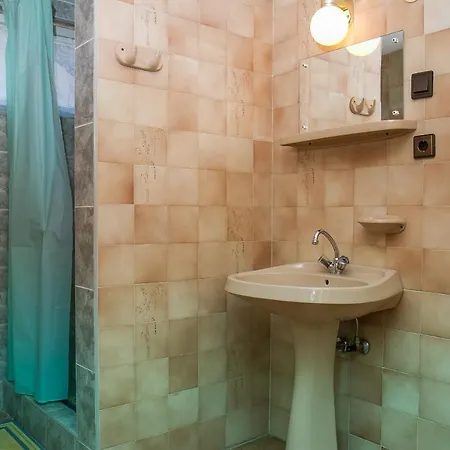 Familia Nyaralo 125 Tatil Evi