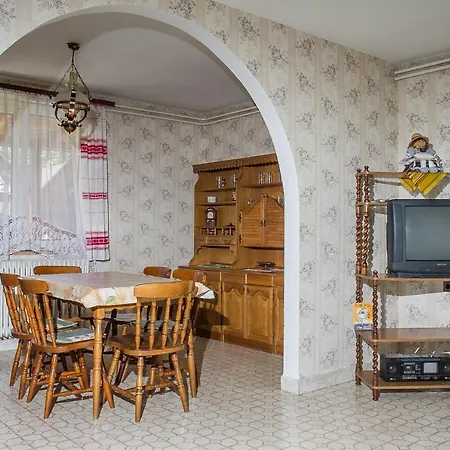 Familia Nyaralo 125 Tatil Evi Balatonberény